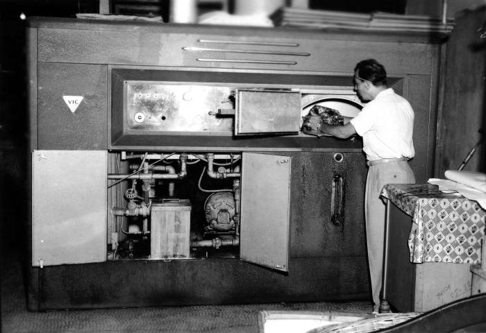 Historic public health laboratory scene from CDC PHIL